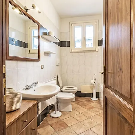 Le By Interhome Villa Penna in Teverina